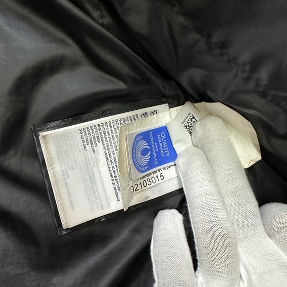 100% Authentic CANADA GOOSE Campden Jacket Sz Small - Picture 15 of 16